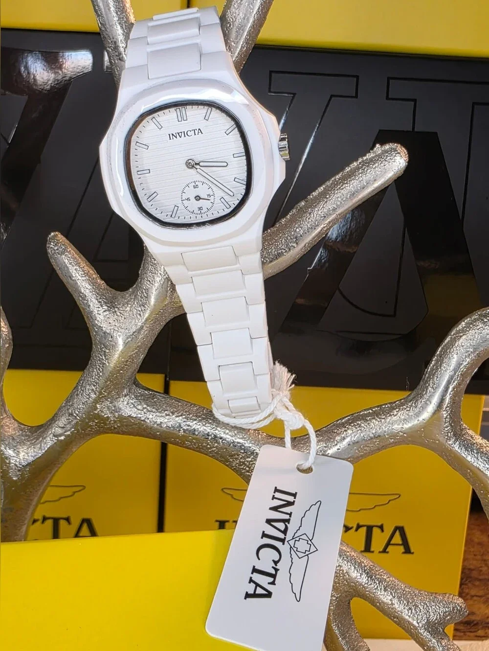 Invicta White Resin Watch / Model #70399 / NWT